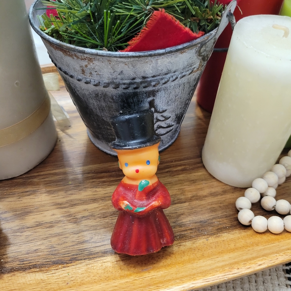 GURLEY Christmas Caroler